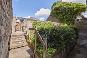 Communal Garden- click for photo gallery